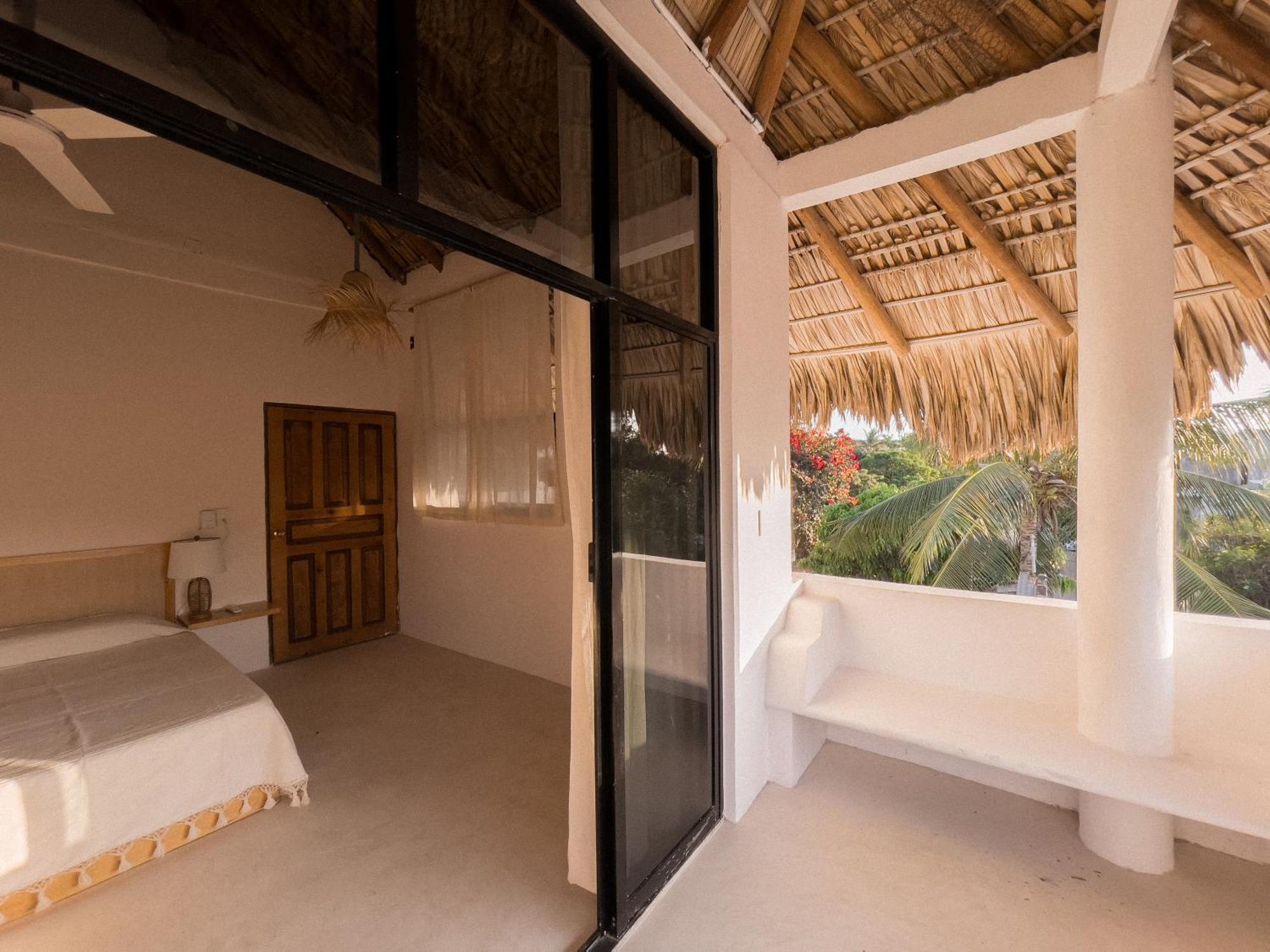 La Punta Rooms Brisas de Zicatela Esterno foto